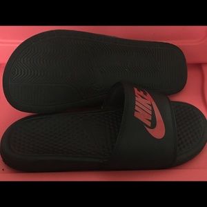 Nike Slides (boys)
